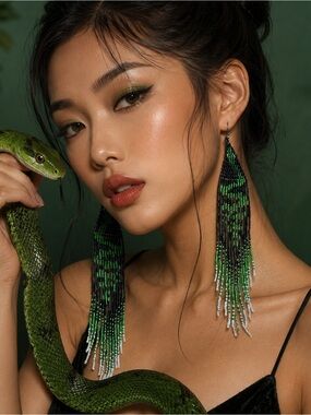 Long seed bead dangle earrings green snake reptile jewelry NWOT